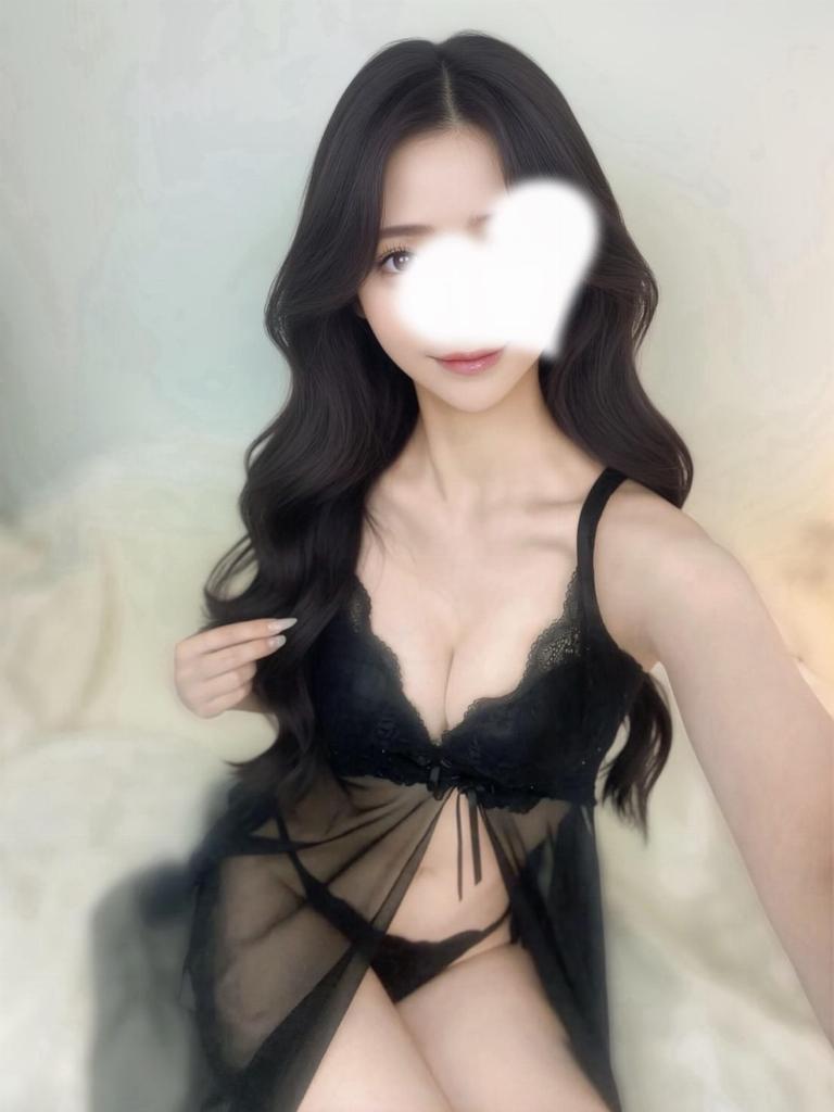西内あや